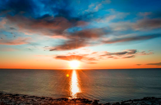 Atardecer sobre el Mar